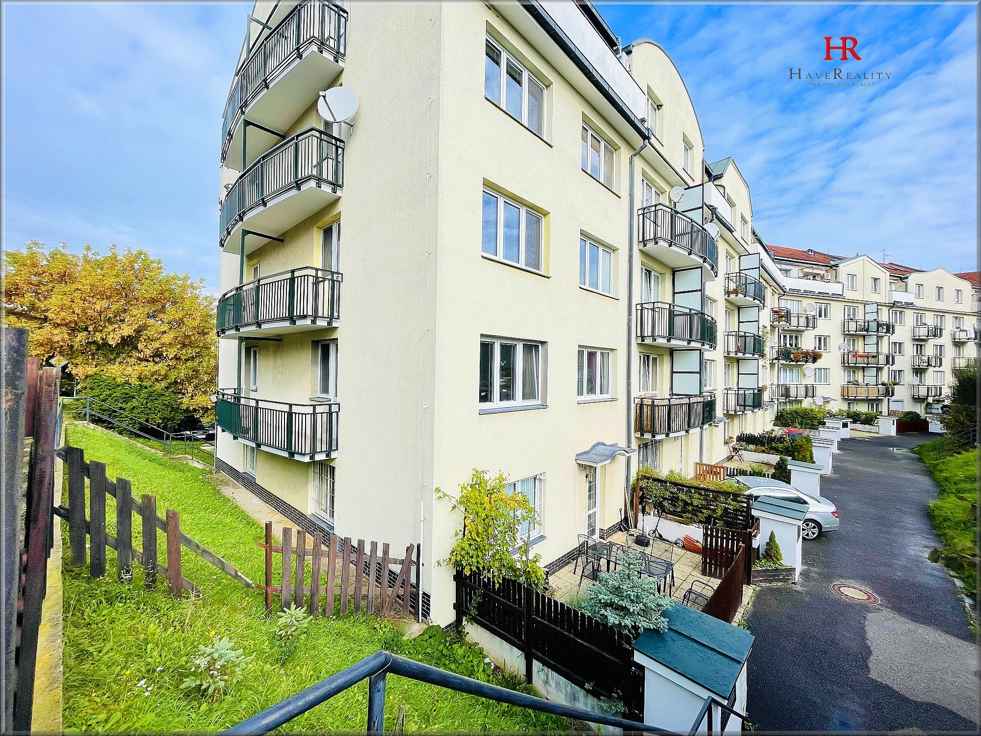 Prodej bytu 3+1, 93 m2, 2 balkony, OV, Sulova, Praha – Zbraslav 
