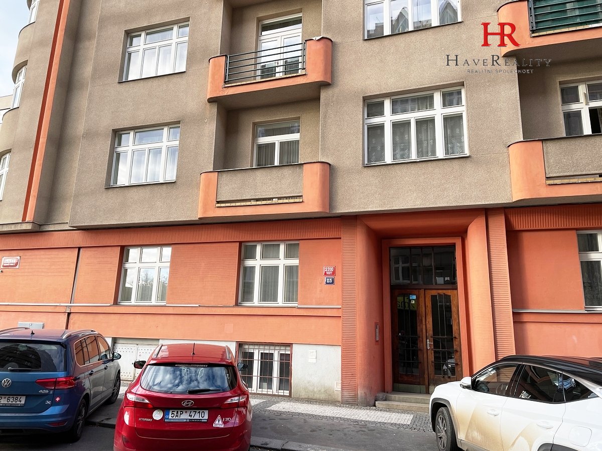 Pronájem bytu 2kk, 38 m2, Praha 3 - Vinohrady.