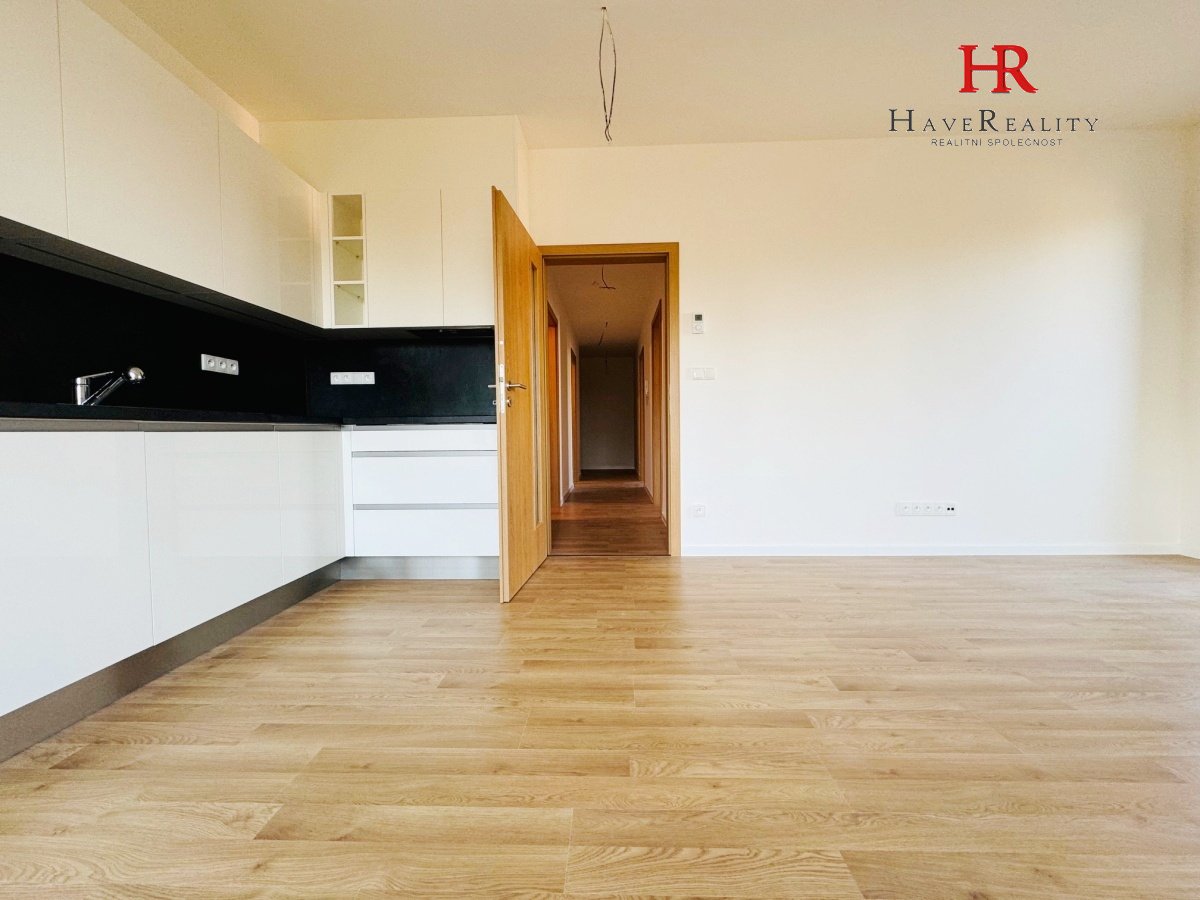 Pronájem bytu 3+kk, 59m2/B, s vlastním parkovacím stáním v Benešově.