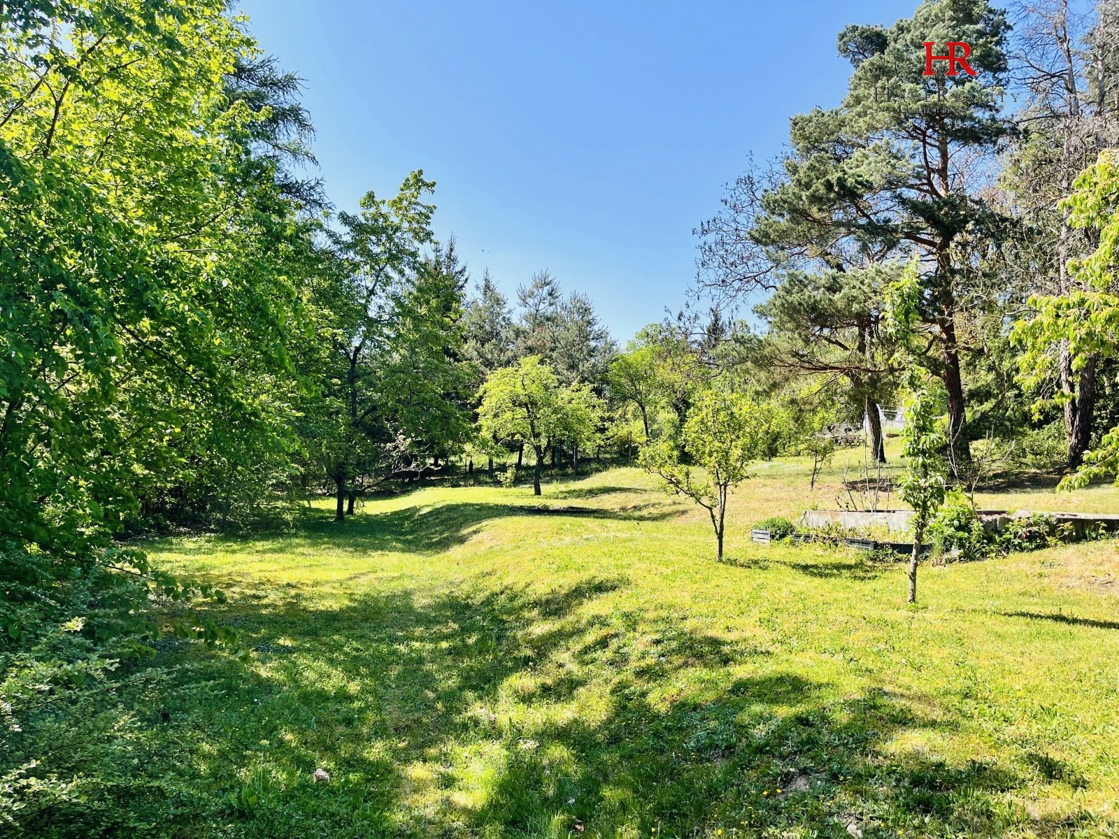 Nabízíme stavební pozemek o výměře 1.700 m2, Oleško, Březová-Oleško, okr. Praha-západ 