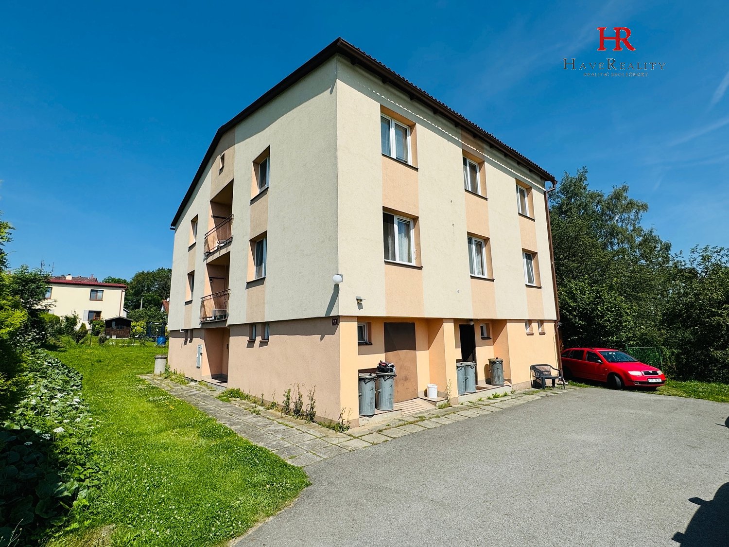 Prodej bytu 4+1, 77,75 m2, cihla, DV, Pelhřimov - Strměchy