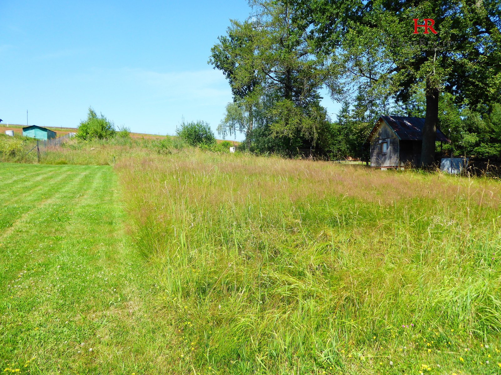 Nabízíme velmi pěkný stavební pozemek o výměře 1.163 m2, Městečko, Chotýšany, okr. Benešov 