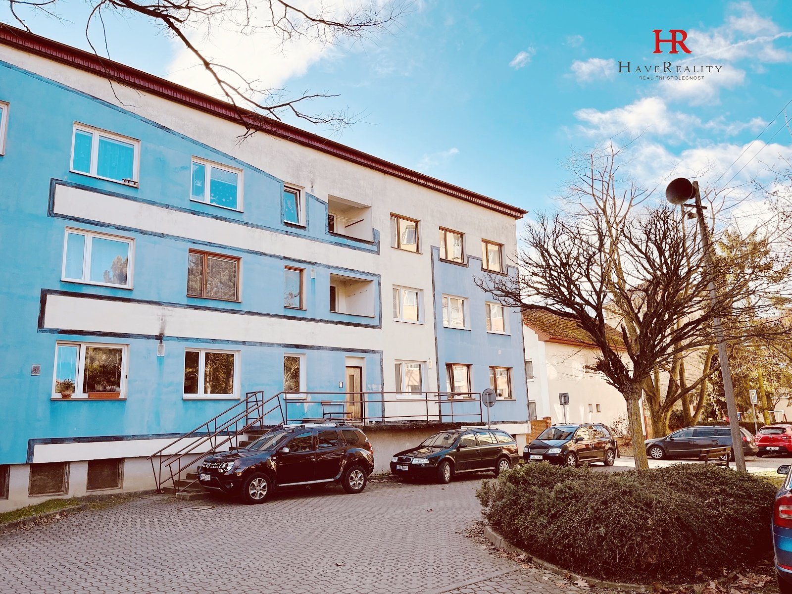 Nabízíme pěkný byt 3+kk, 68 m2, panel, OV, Sázava, okr. Benešov