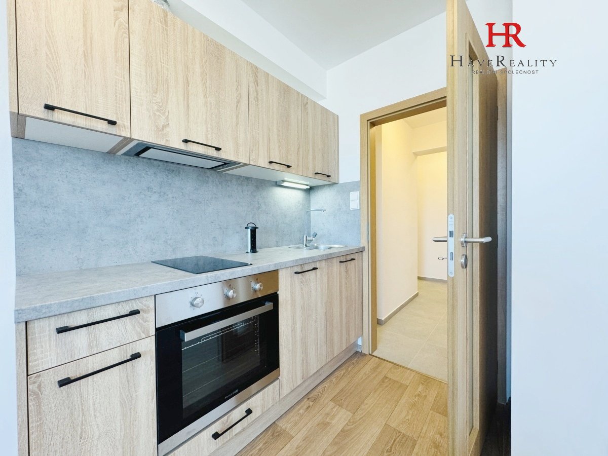 Pronájem novostavby bytu 1+kk, 28 m2, Hodějovského, Benešov.