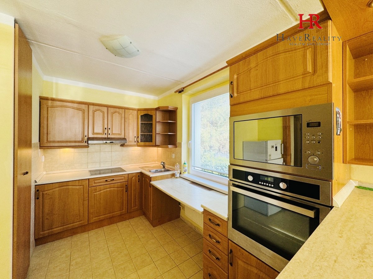 Pronájem bytu 2+kk, 52 m2, ul. Pražského Povstání, Benešov.