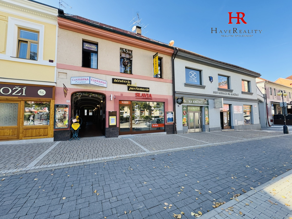 Pronájem komerčních prostor 72m2, Benešov.