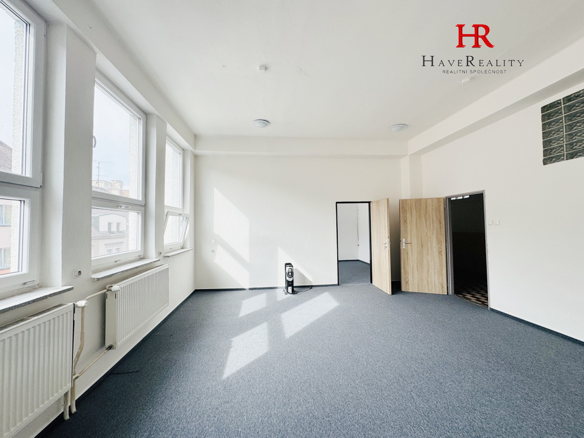 Pronájem komerčních prostor 51 m2, Tyršova ulice, Benešov.