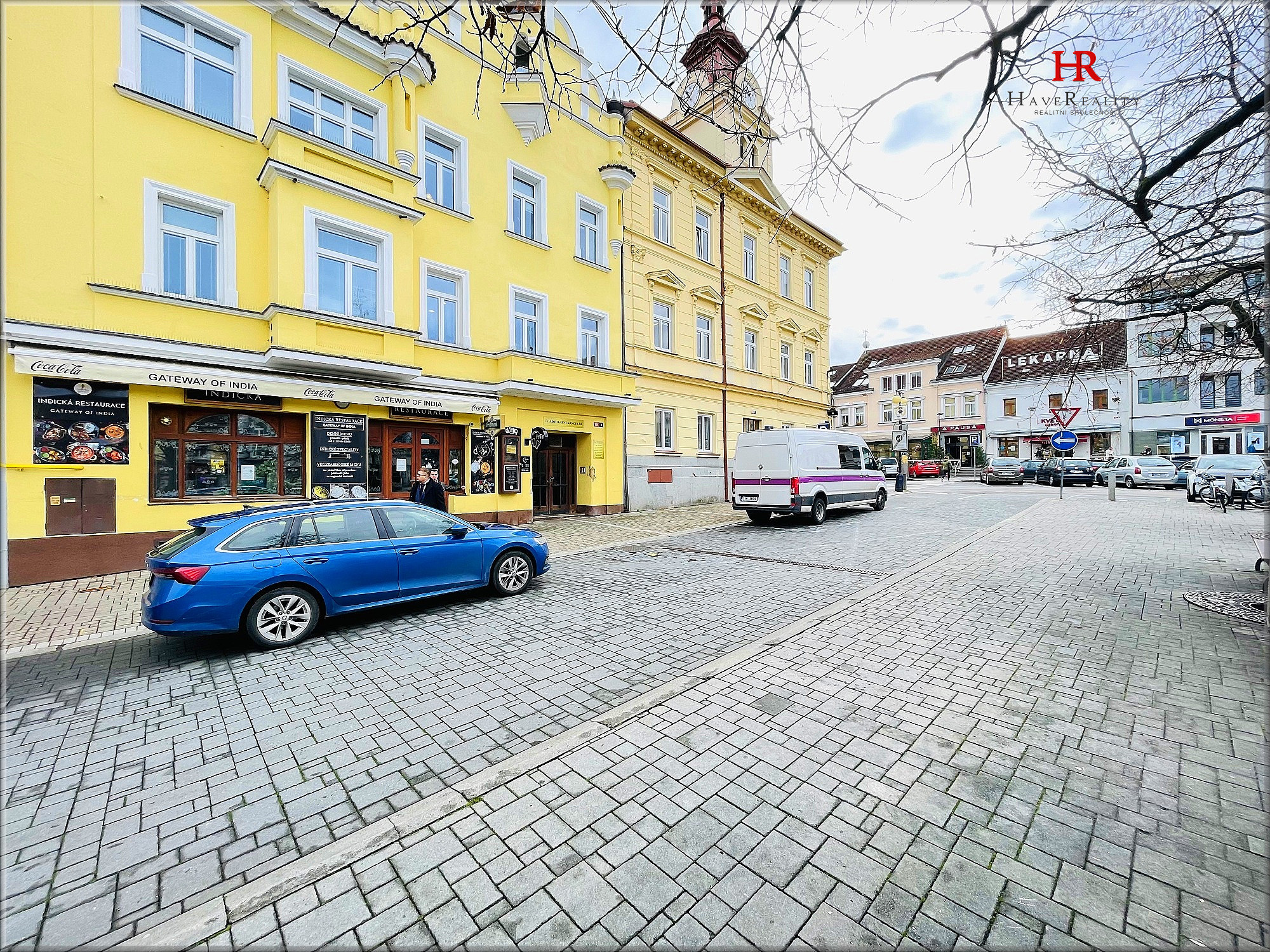 Pronájem kancelářských prostor 28 m2, Masarykovo náměstí, Benešov.