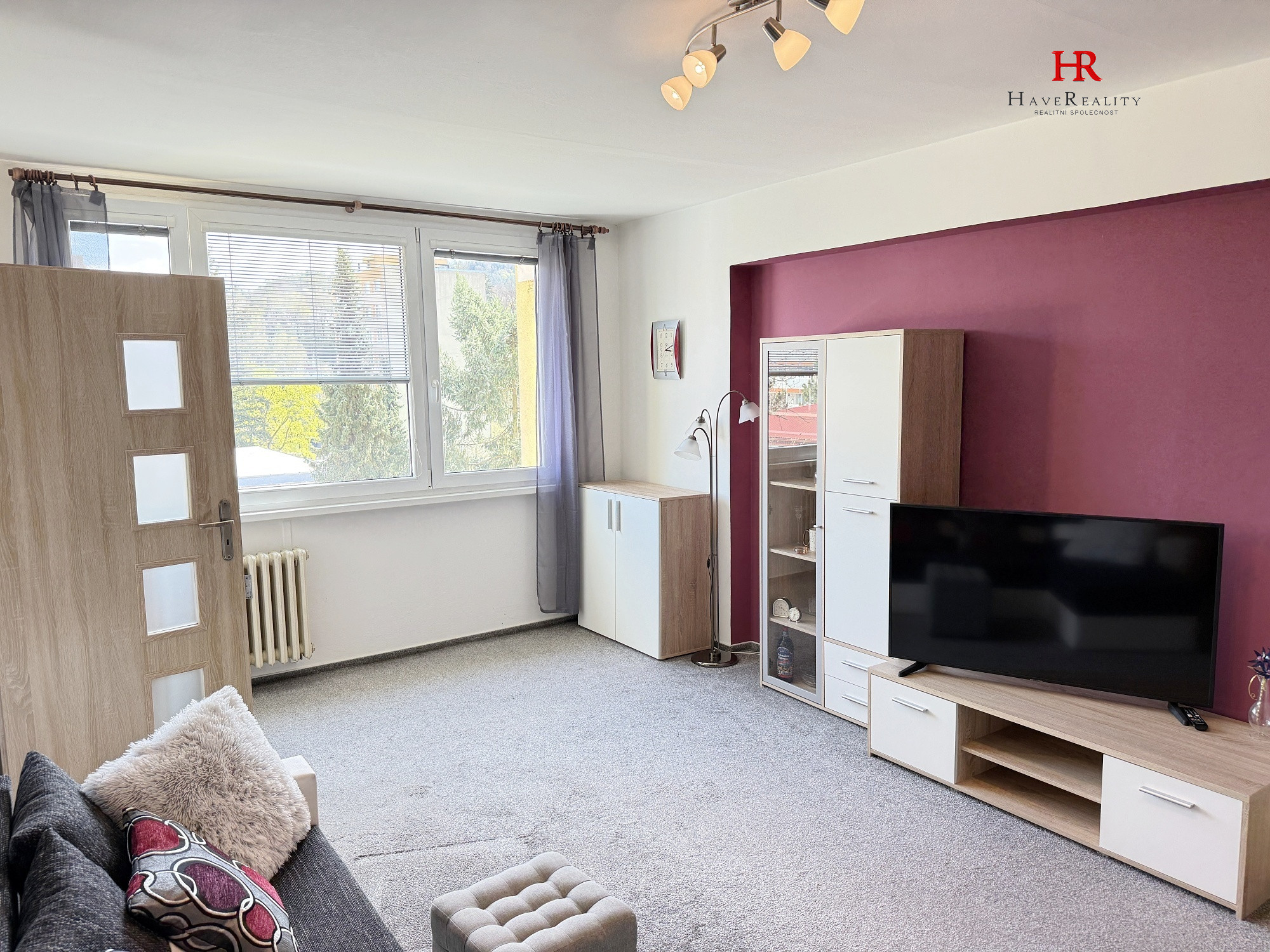 Nabízíme pěkný byt 1+1, 42 m2, panel, OV, Sázava, okr. Benešov