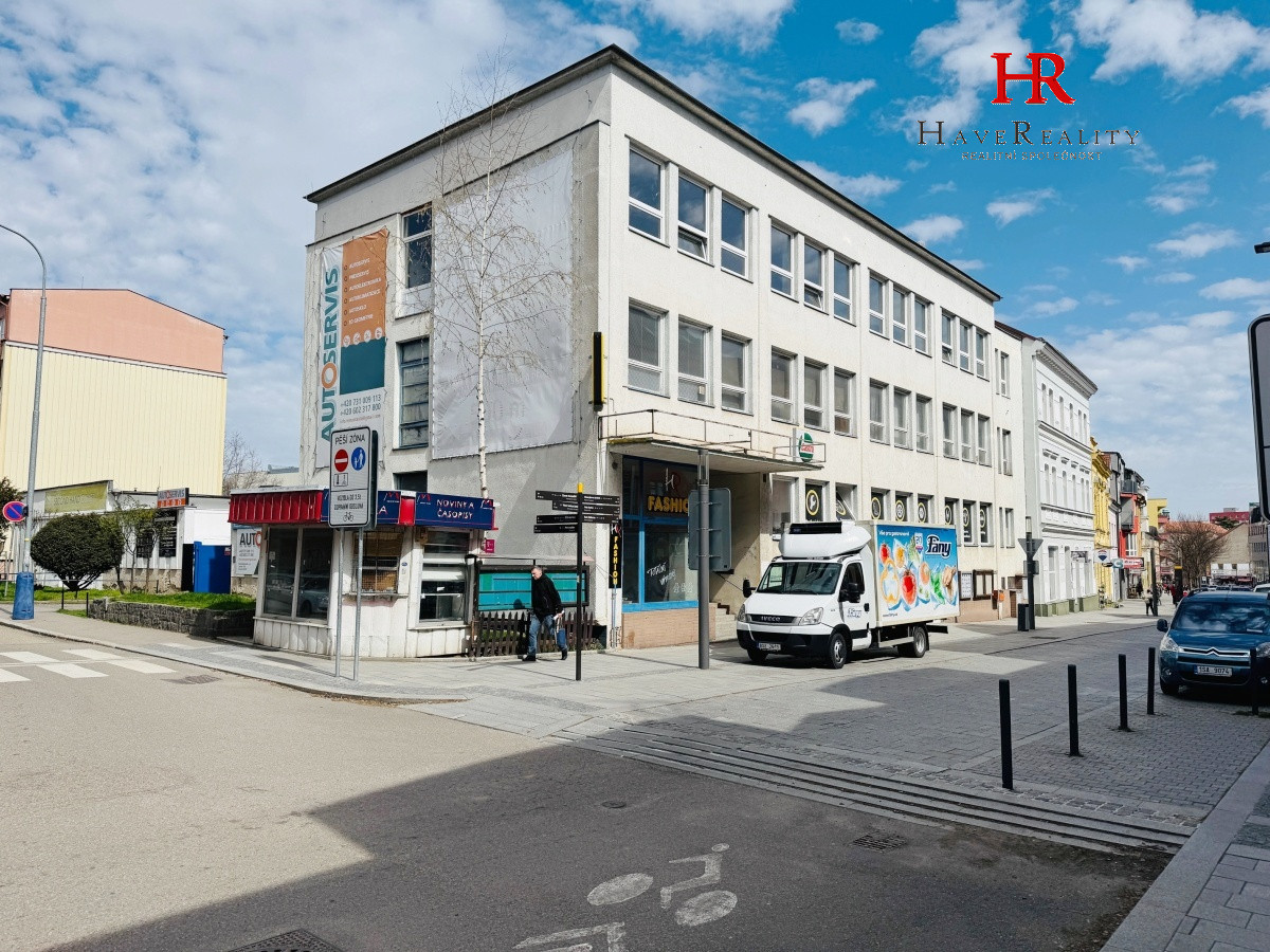 Pronájem komerčních prostor 37 m2, Tyršova ulice, Benešov.