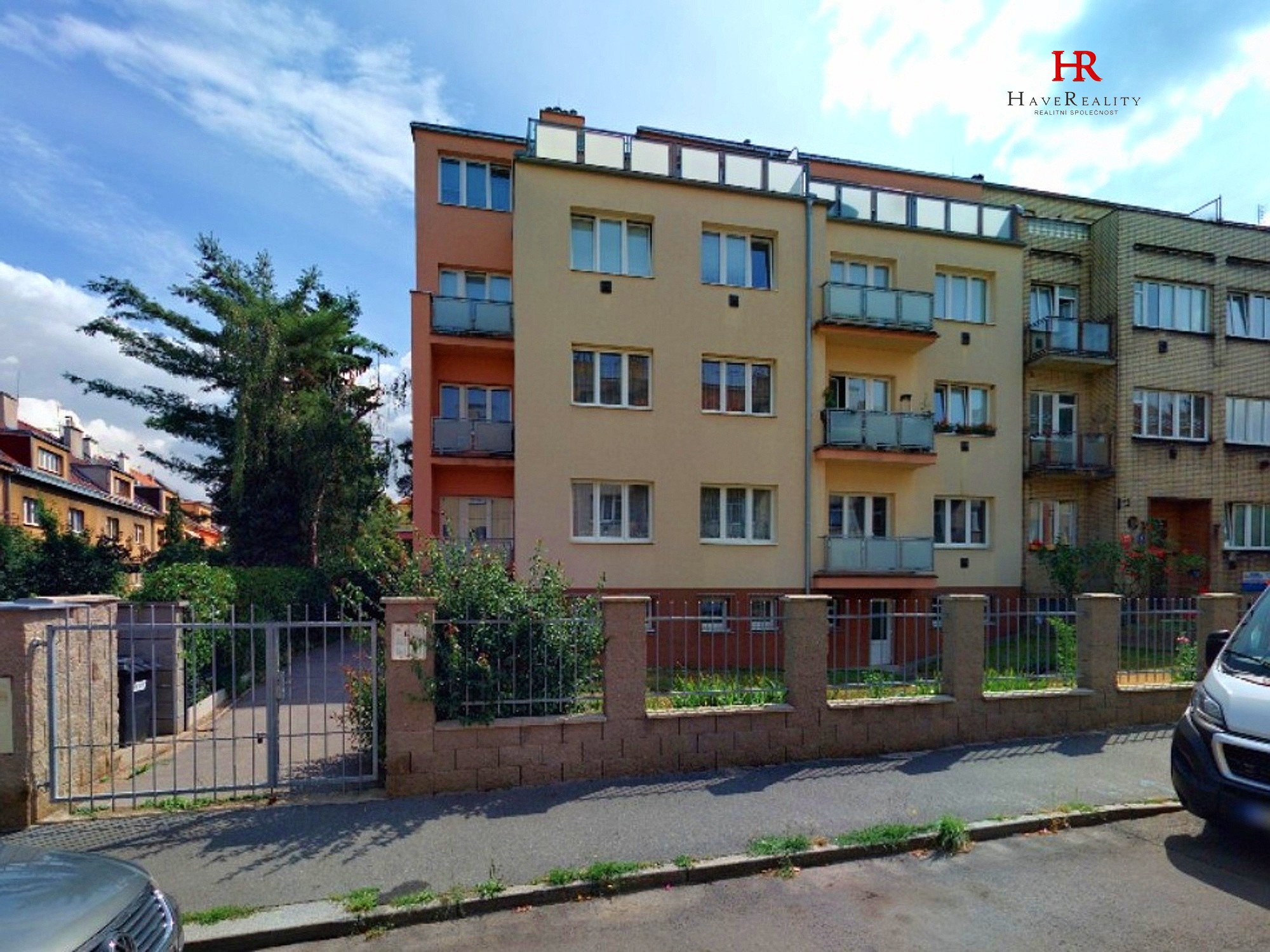 Pronájem bytu 2+kk/B, 57 m2, cihla, Praha 10 – Strašnice.