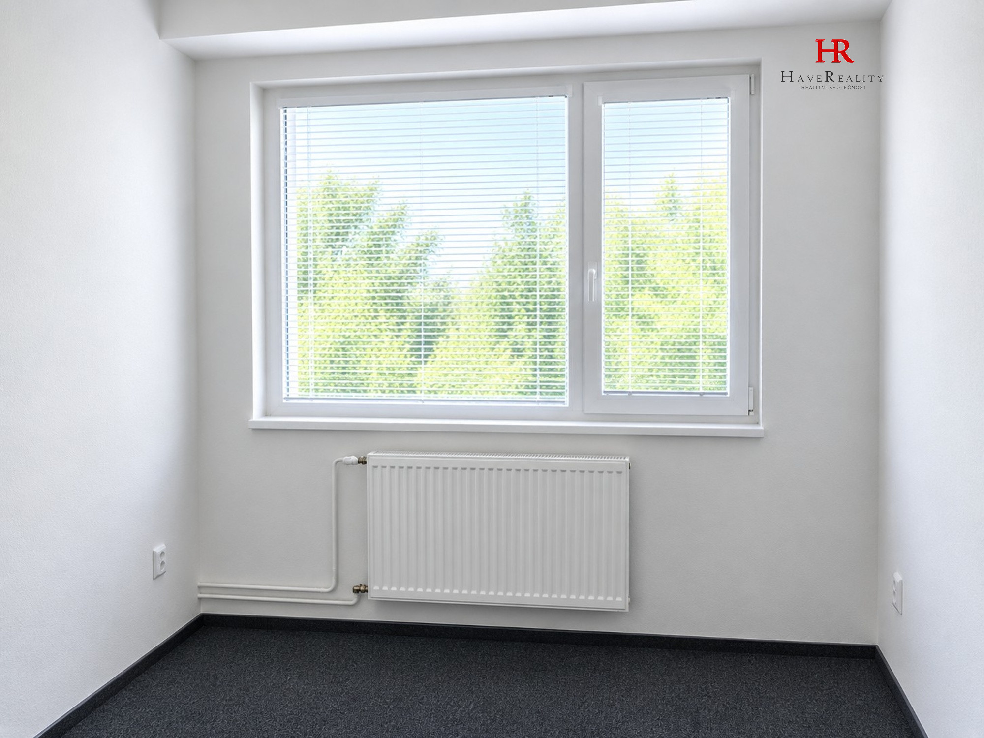 Pronájem kancelářského prostoru o velikosti 11 m2, Praha 5 – Stodůlky.